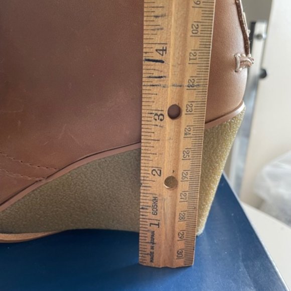 Sperry Booties Size 6/12 - Picture 11 of 11